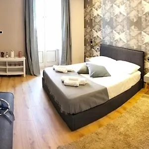 Princess Iolanda Charming House Bari